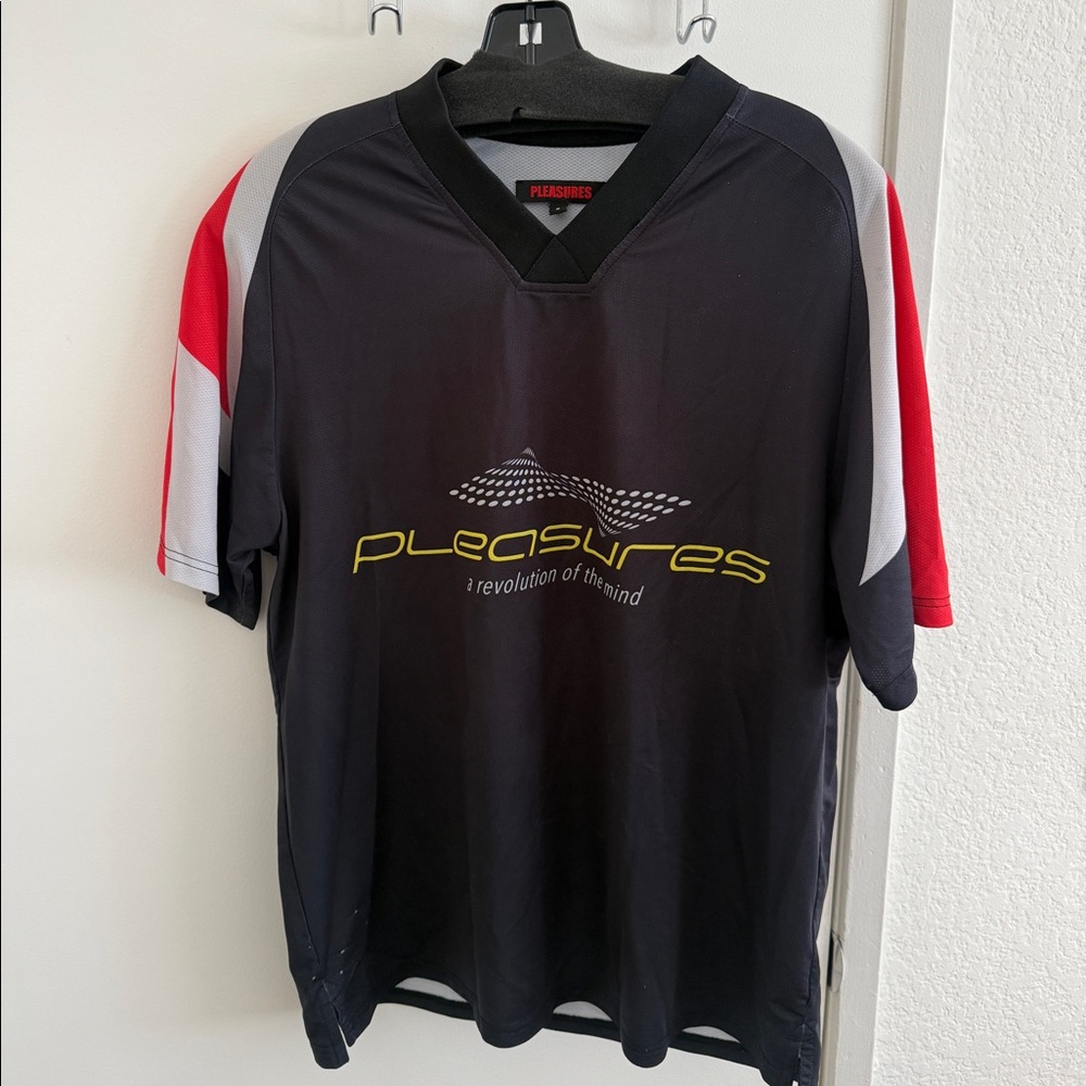 PLEASURE JERSEY